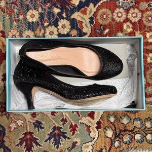 L. Lorraine Black Crystal Kitten Heels – Size 6.5